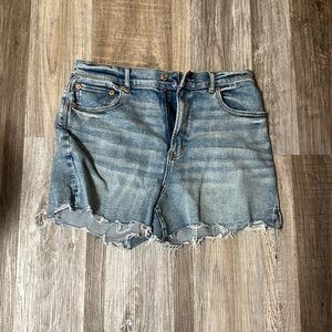 American eagle 90s high waisted boyfriend shorts size 10